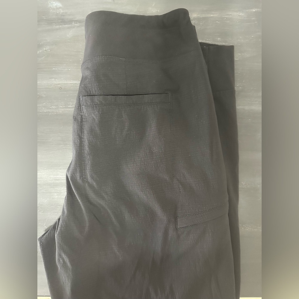 Athleta Trekkie North High Rise Jogger - Picture 11 of 16